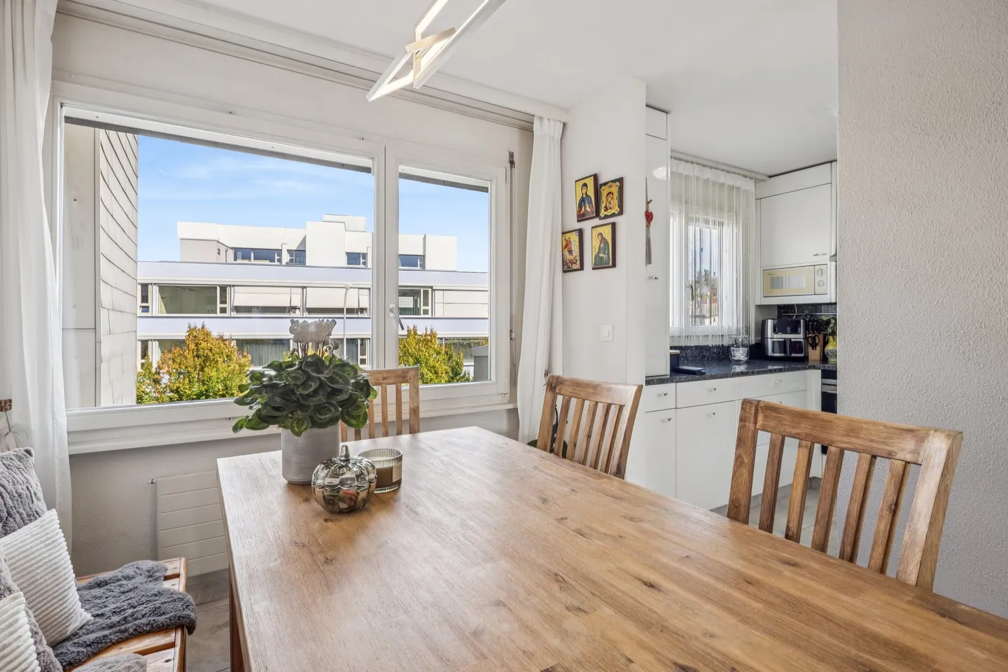 Bright 4.5-Room Apartment in Windisch - Photo 1 of 6