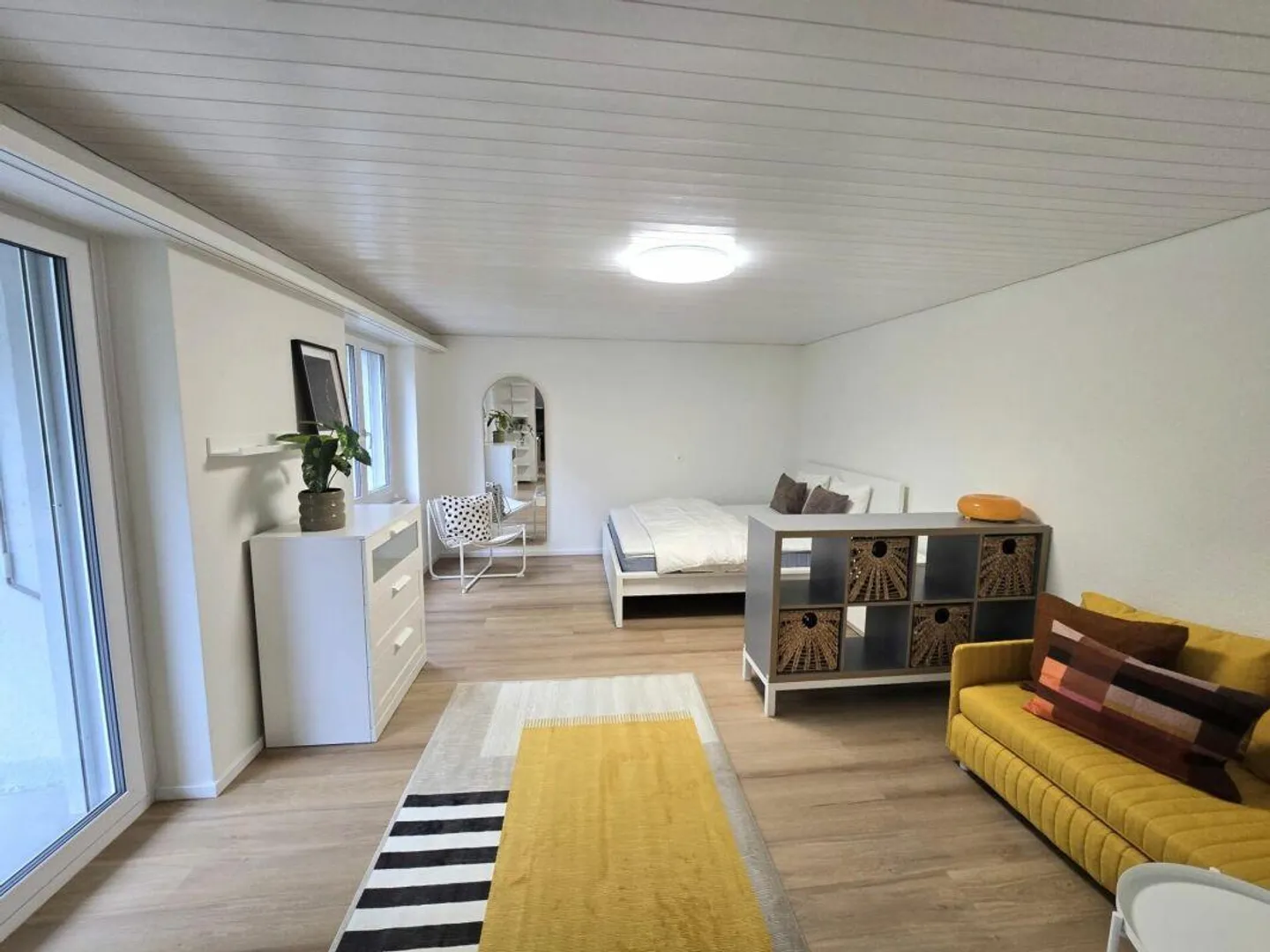 Prima occupazione dopo ristrutturazione: Moderno appartamento cittadino 1.5 stanze arredato - Foto 1 di 7