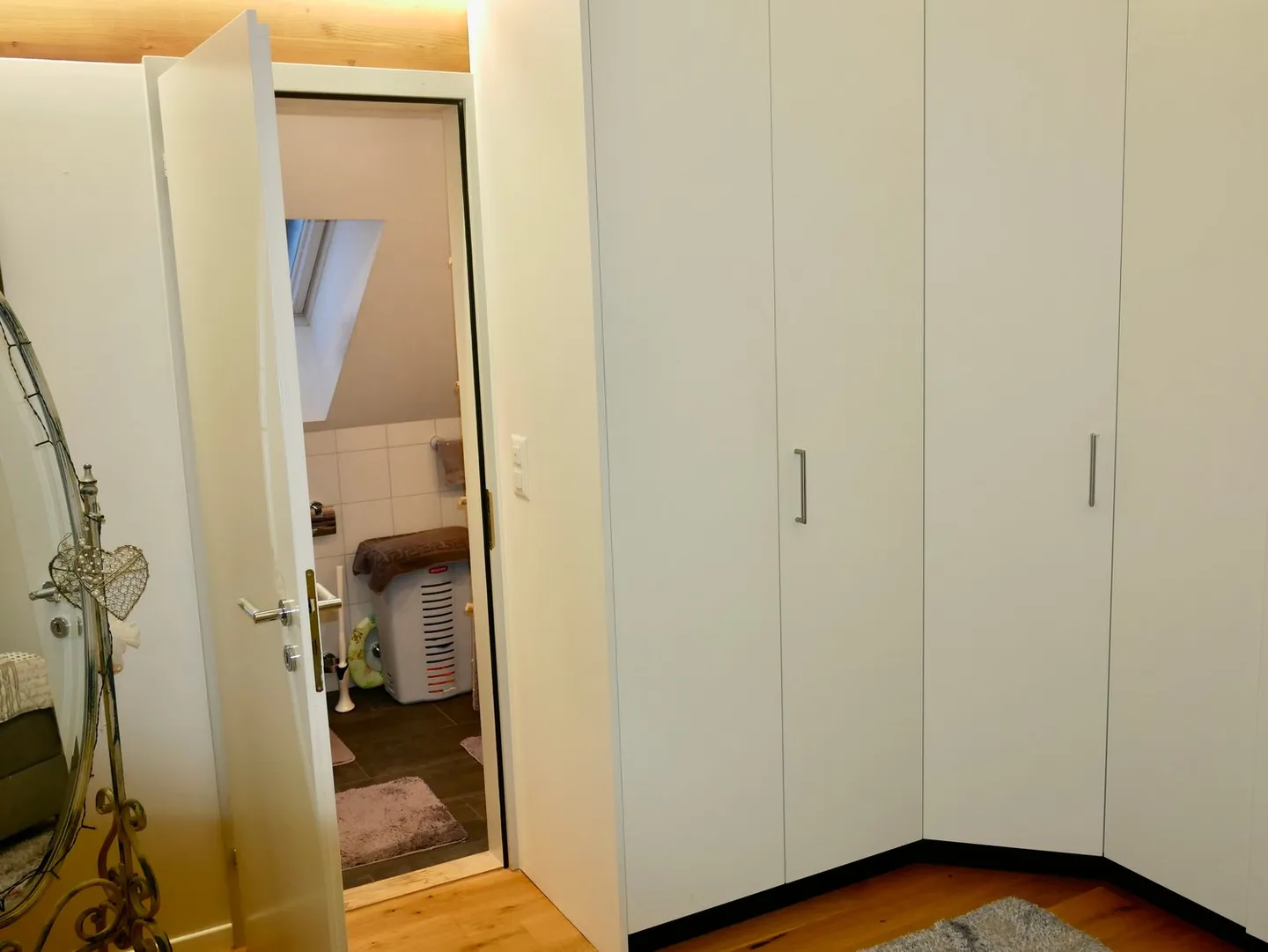 Multi-family house or generational house with a separate apartment - Photo 17 of 24