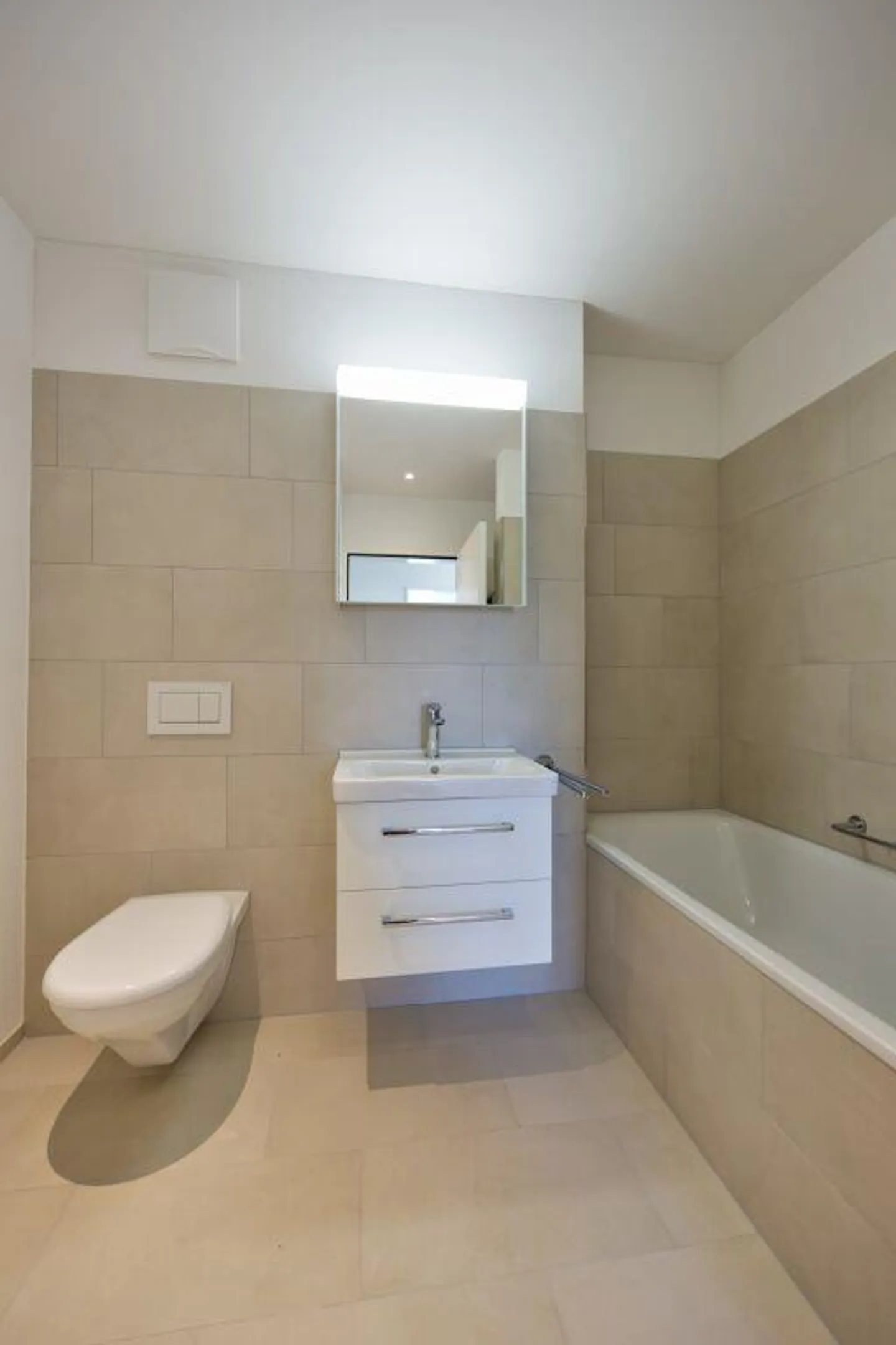Moderne 3.5 Zimmer Wohnung - Foto 3 von 9