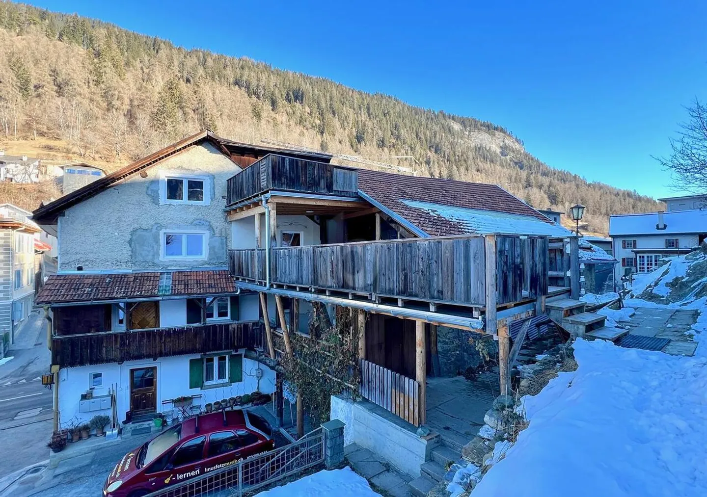 STANZA IN CONDIVISIONE SOLEGGIATA IN POSIZIONE CENTRALE - Foto 4 di 5