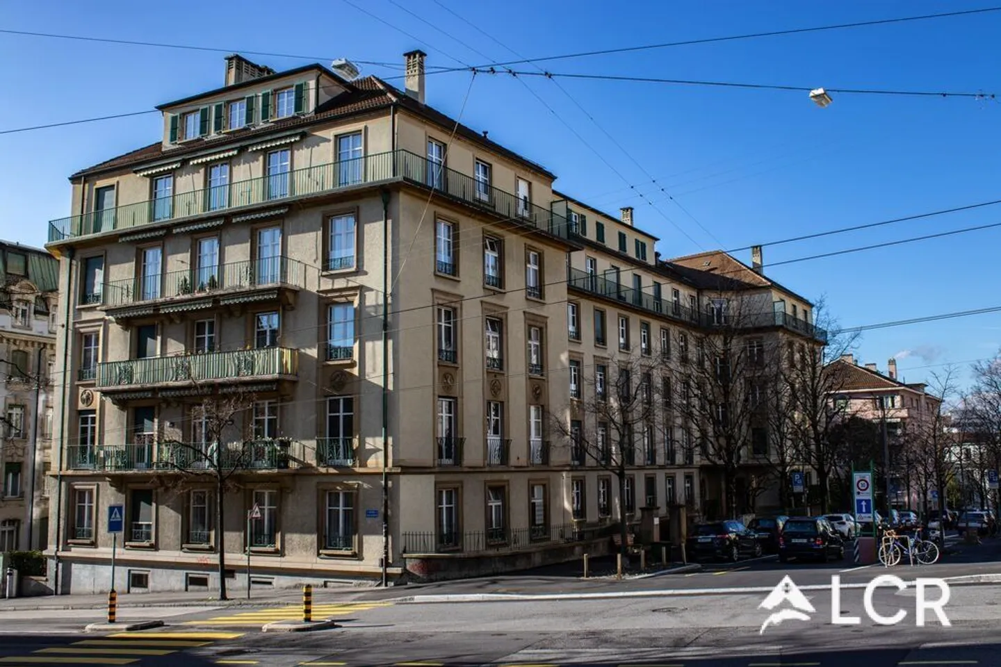 Magnificent 7-room apartment / 3 bedrooms / 2 bathrooms - Photo 7 of 12