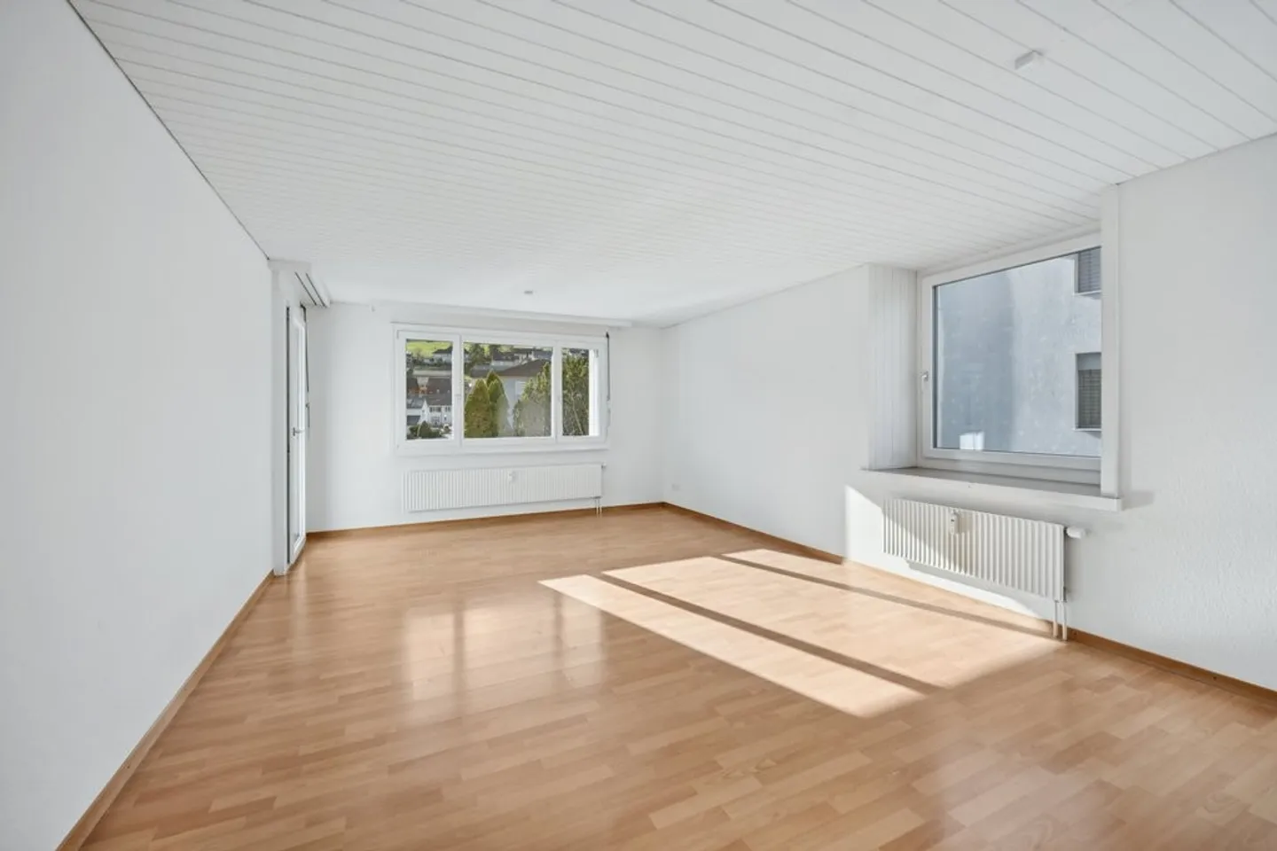 Large, bright apartment for rent in Thürnen! - Photo 6 of 8