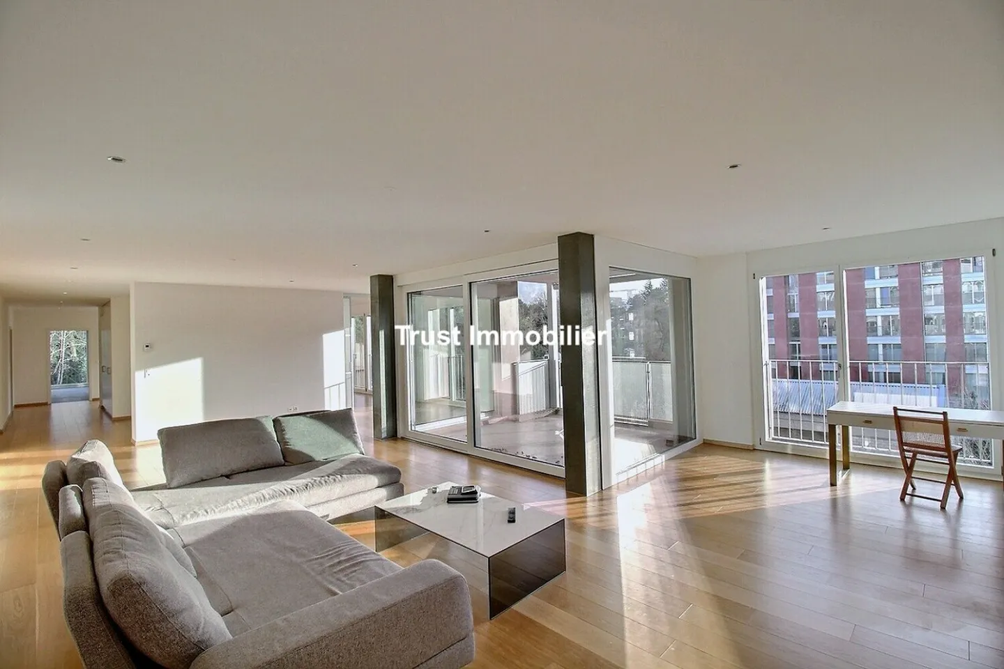 Appartement moderne avec vue Salève - Photo 3 sur 13