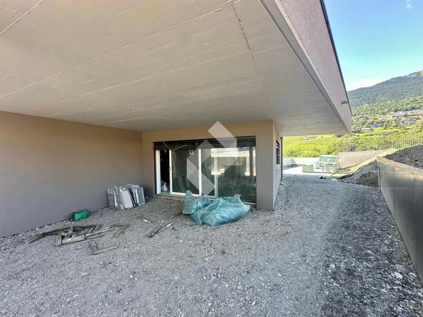 LAST AVAILABLE APARTMENT Beautiful Garden Level - Photo 5 of 11