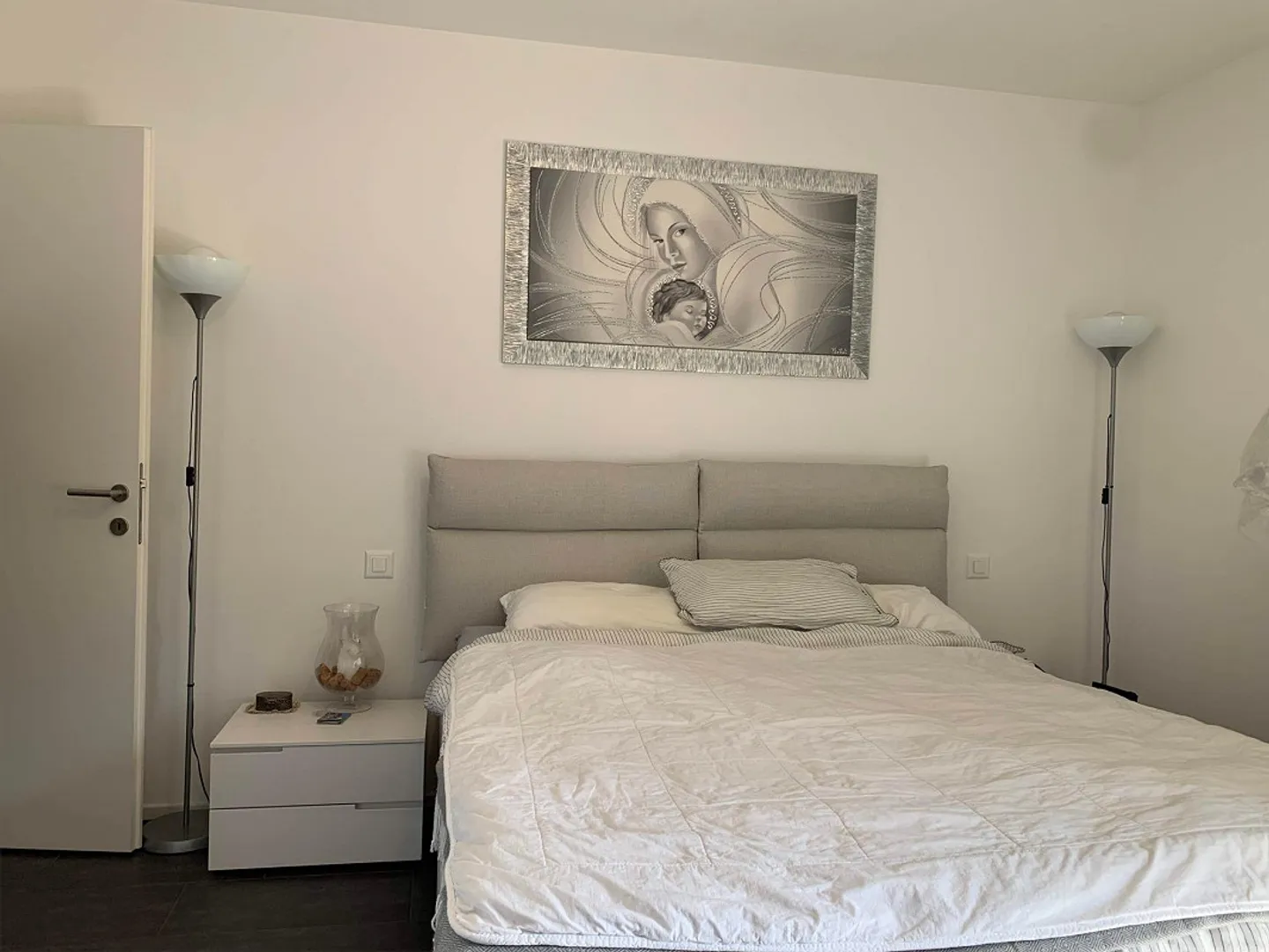 3.5 Zimmer mit Balkon und offener Aussicht in Porza - Foto 2 von 10