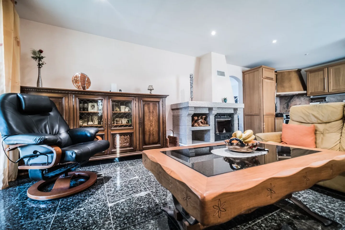 Magnificent individual villa for sale in Charrat - calm, comfort, and charm guaranteed! - Photo 10 of 20