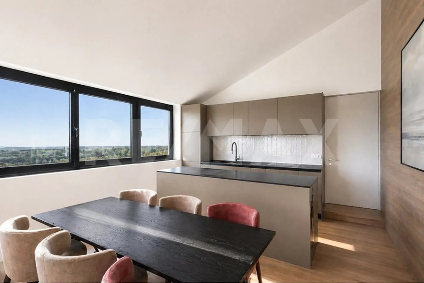Penthouse for sale - Photo 3 of 7
