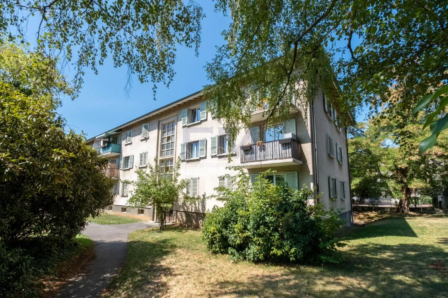 Avenue Petit-Senn ? 3 camere di circa 44 m² al piano terra - Foto 13 di 13