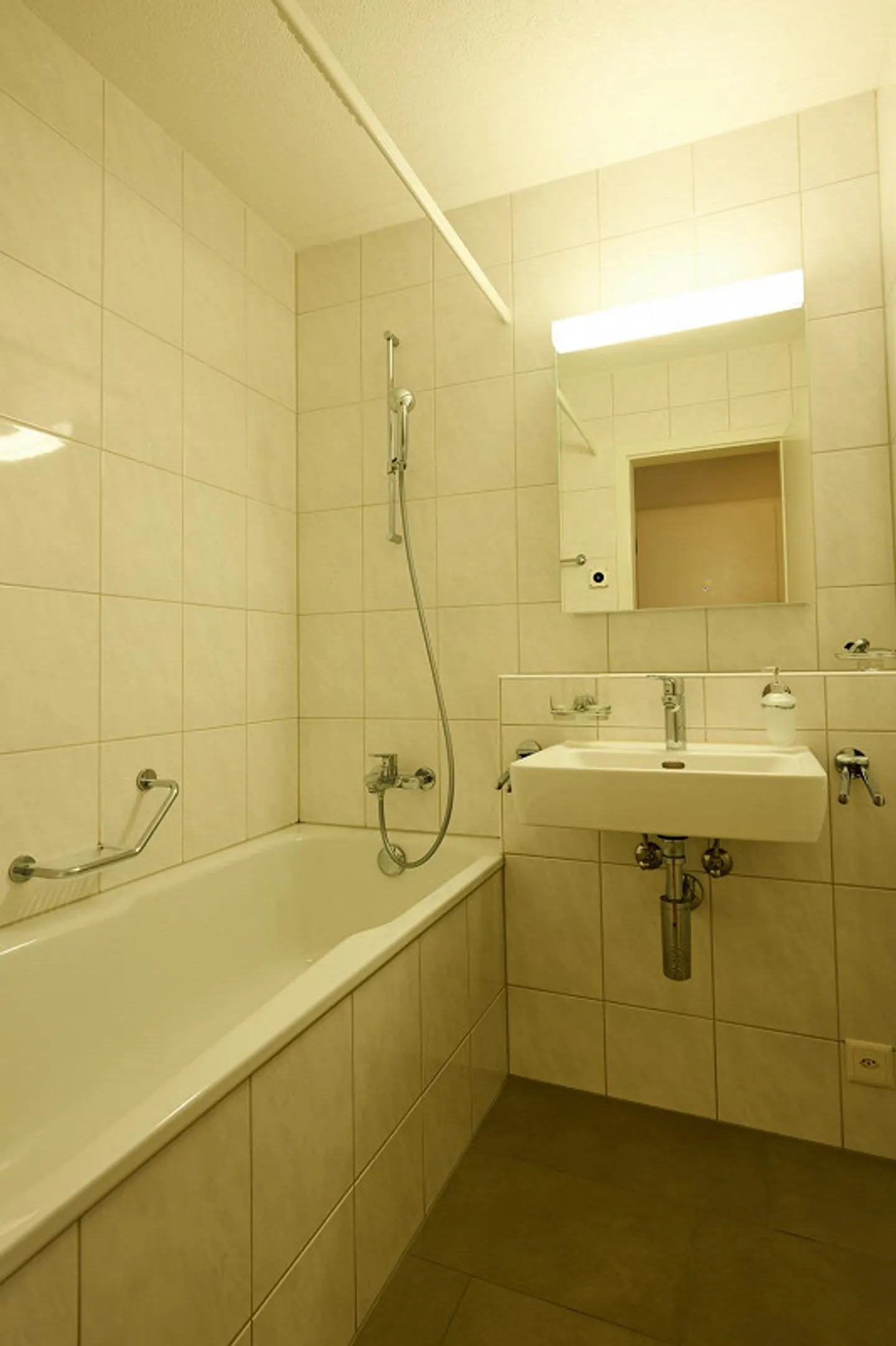 Sonnige 4.5 Zimmer Genossenschaftswohnung - Foto 13 von 15