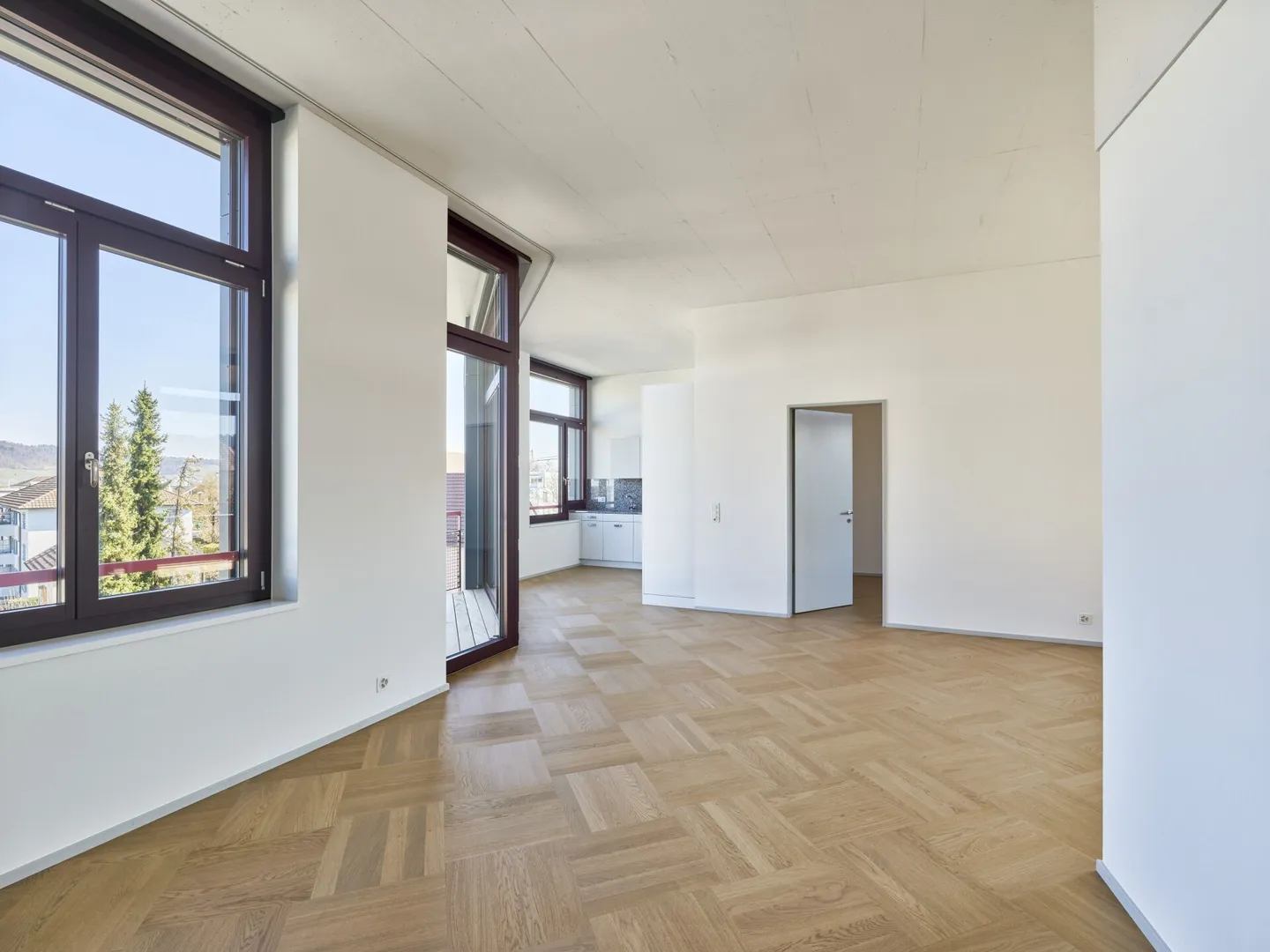 Room-high apartment in the new construction project "Chrüzacher" - Photo 8 of 11