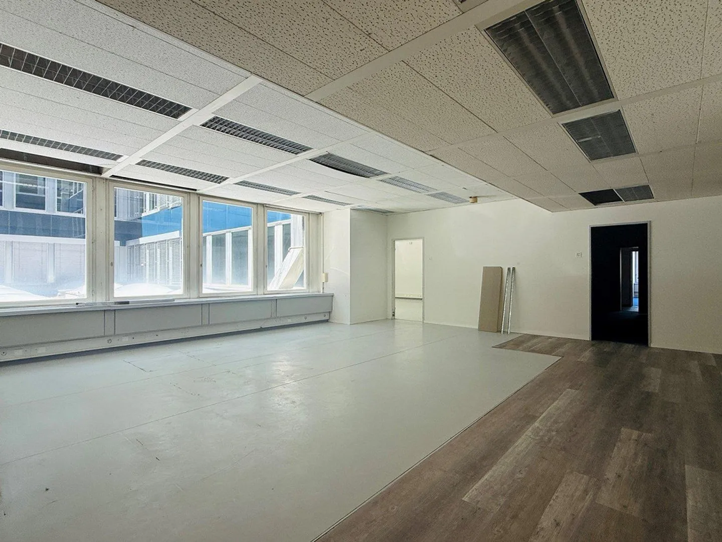 Geräumige Gewerbefläche in Altstetten - Foto 4 von 13