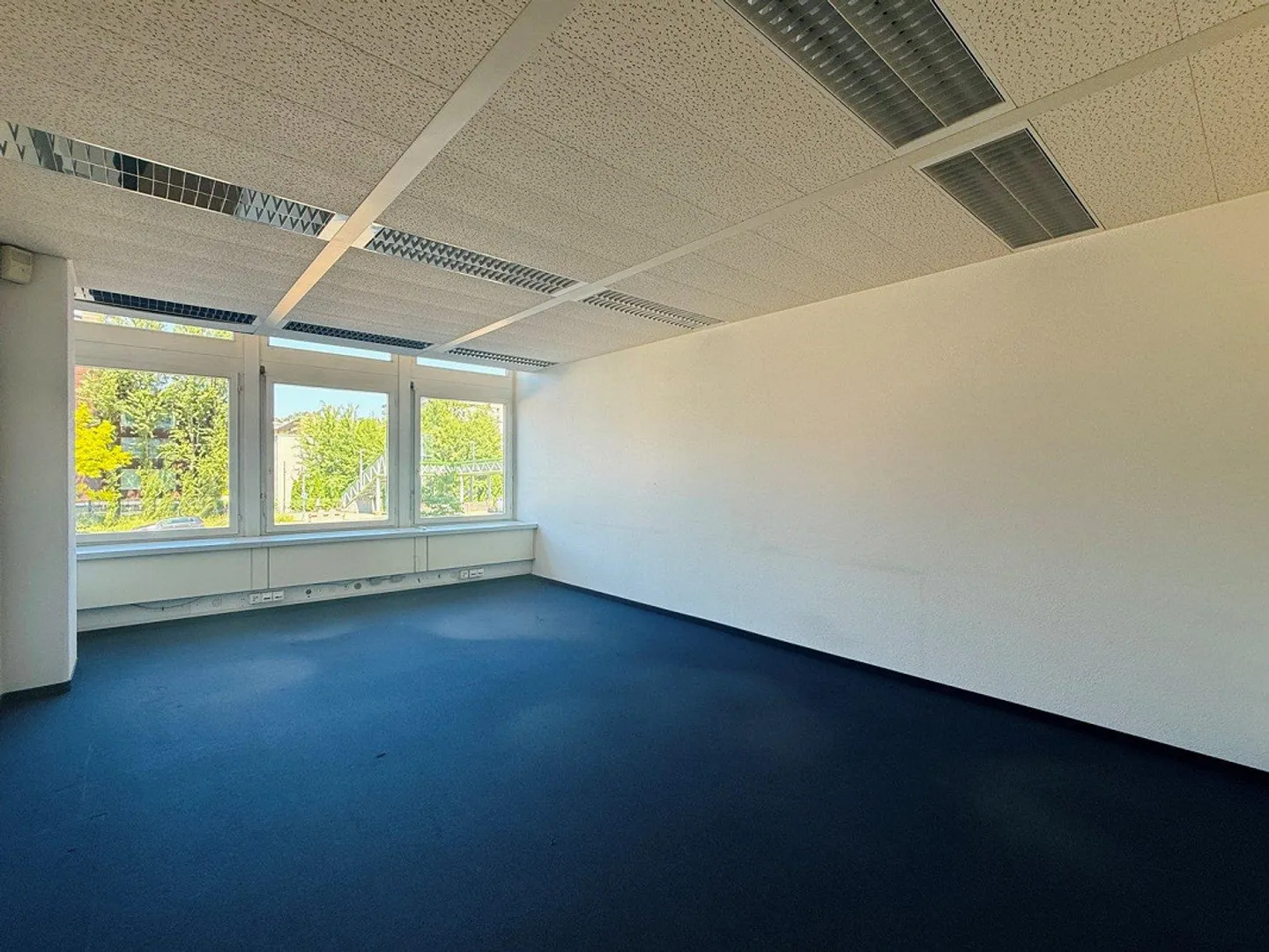 Geräumige Gewerbefläche in Altstetten - Foto 7 von 13