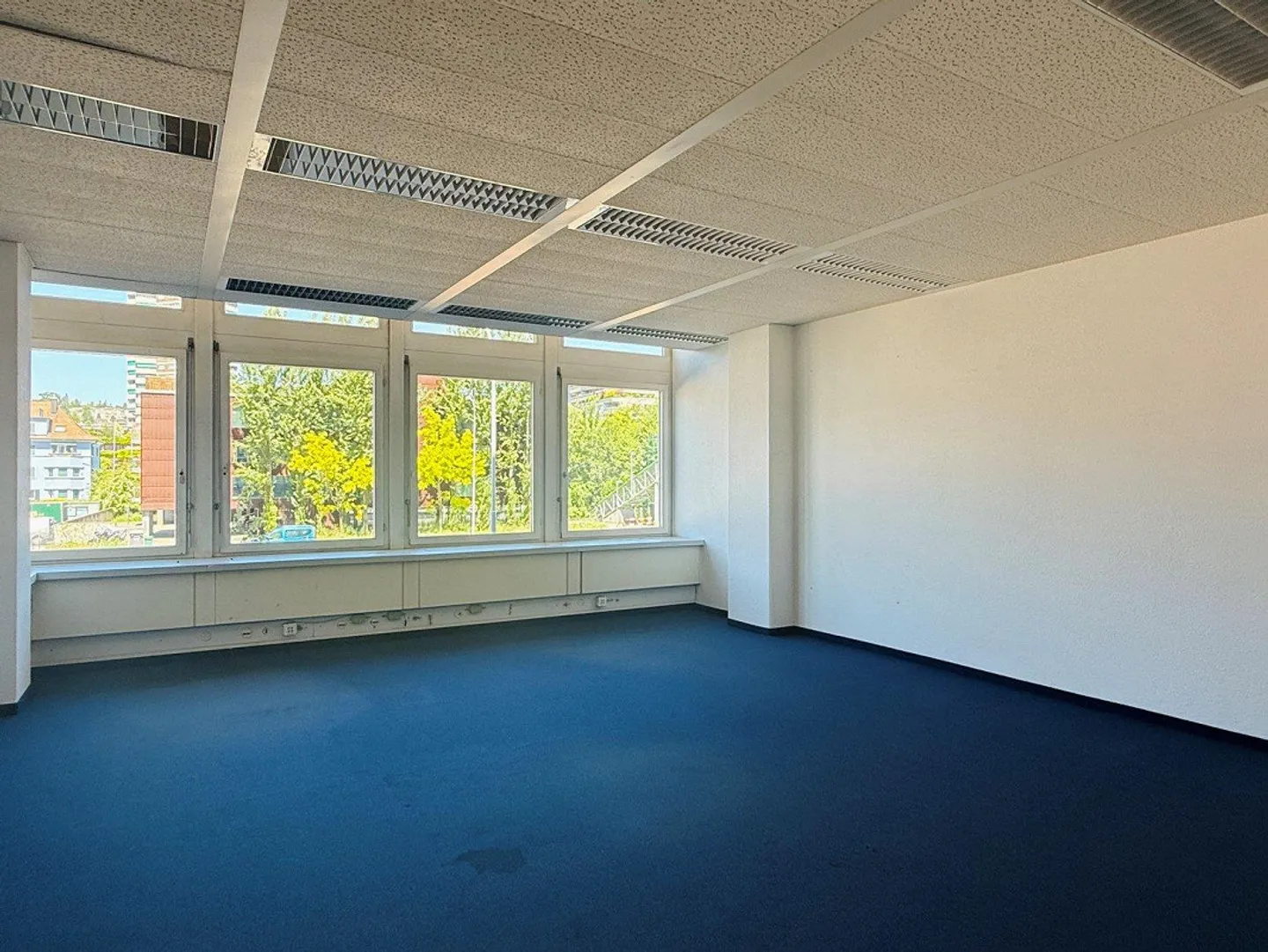 Geräumige Gewerbefläche in Altstetten - Foto 8 von 13