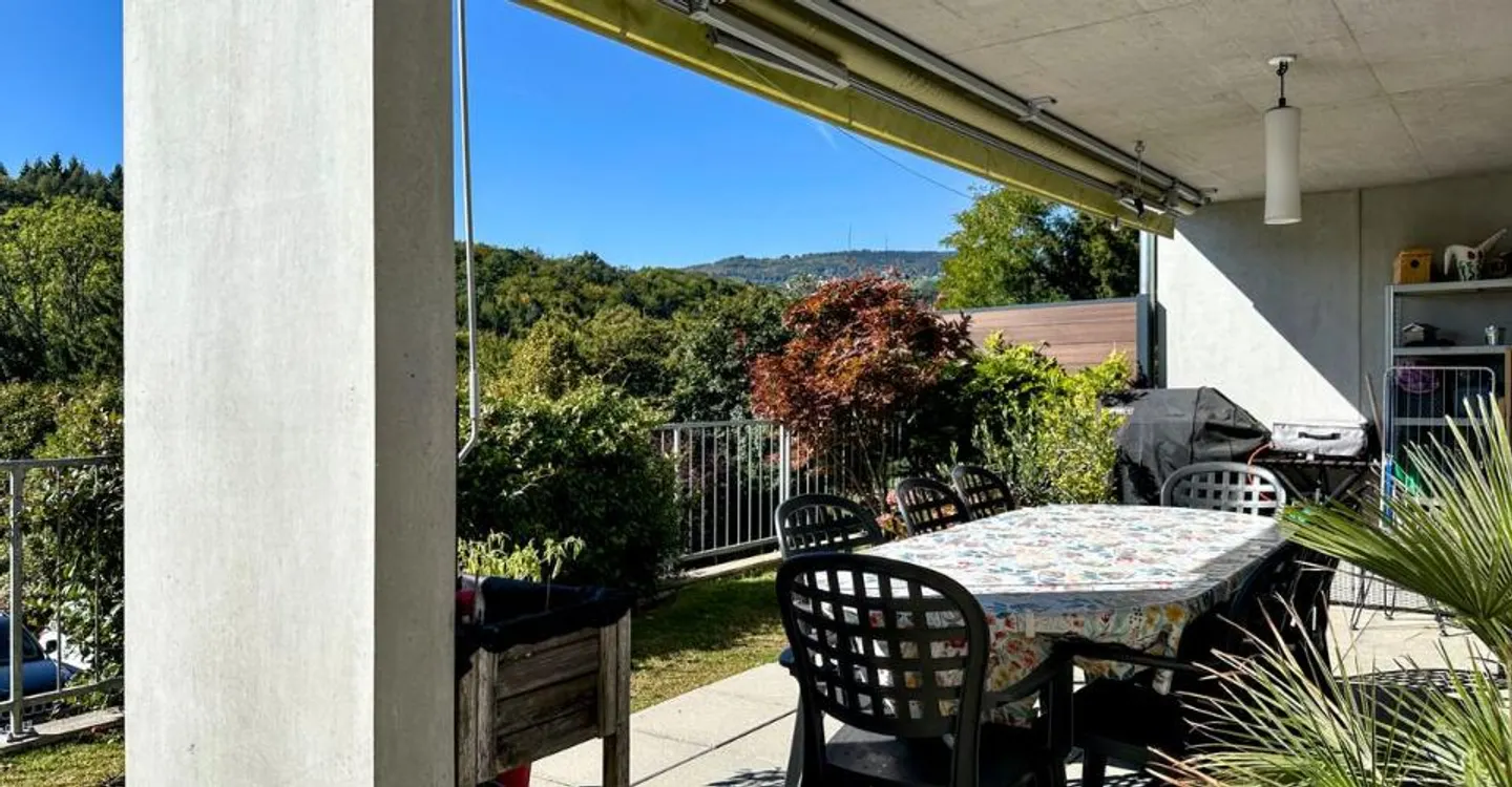 Appartement familial avec terrasse-jardin - Photo 2 sur 12