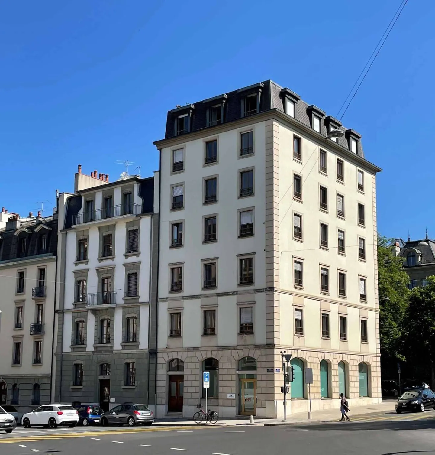 PRÄCHTIGE BÜROFLÄCHE IN EINEM PRESTIGETRÄCHTIGEN VIER - Foto 1 von 12