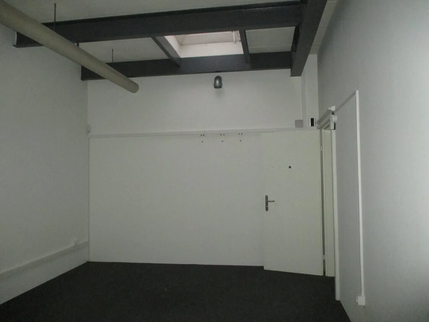 Accessible Archive Space for Rent - Photo 3 of 3