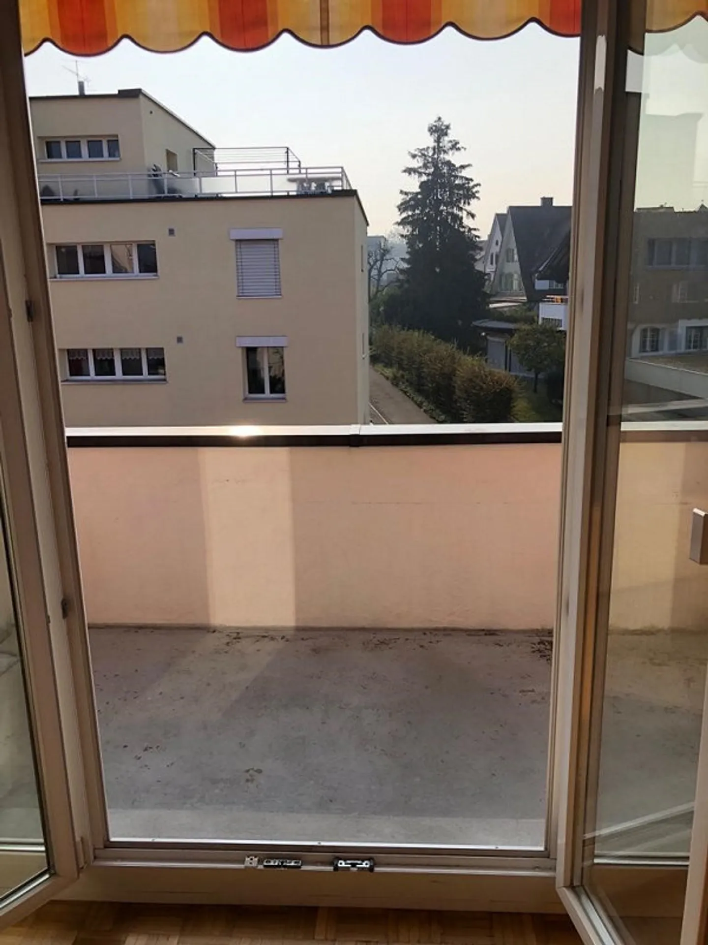 4.5 Zimmer Wohnung mit Balkon - Foto 5 von 11