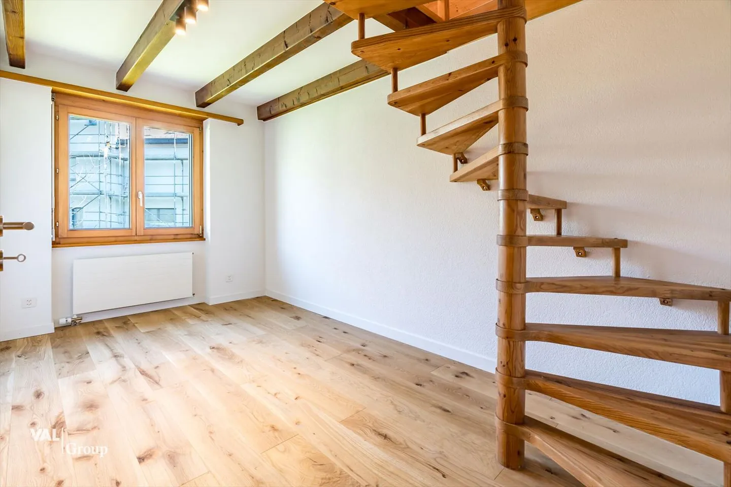 Top floor 6 rooms - Photo 13 of 13