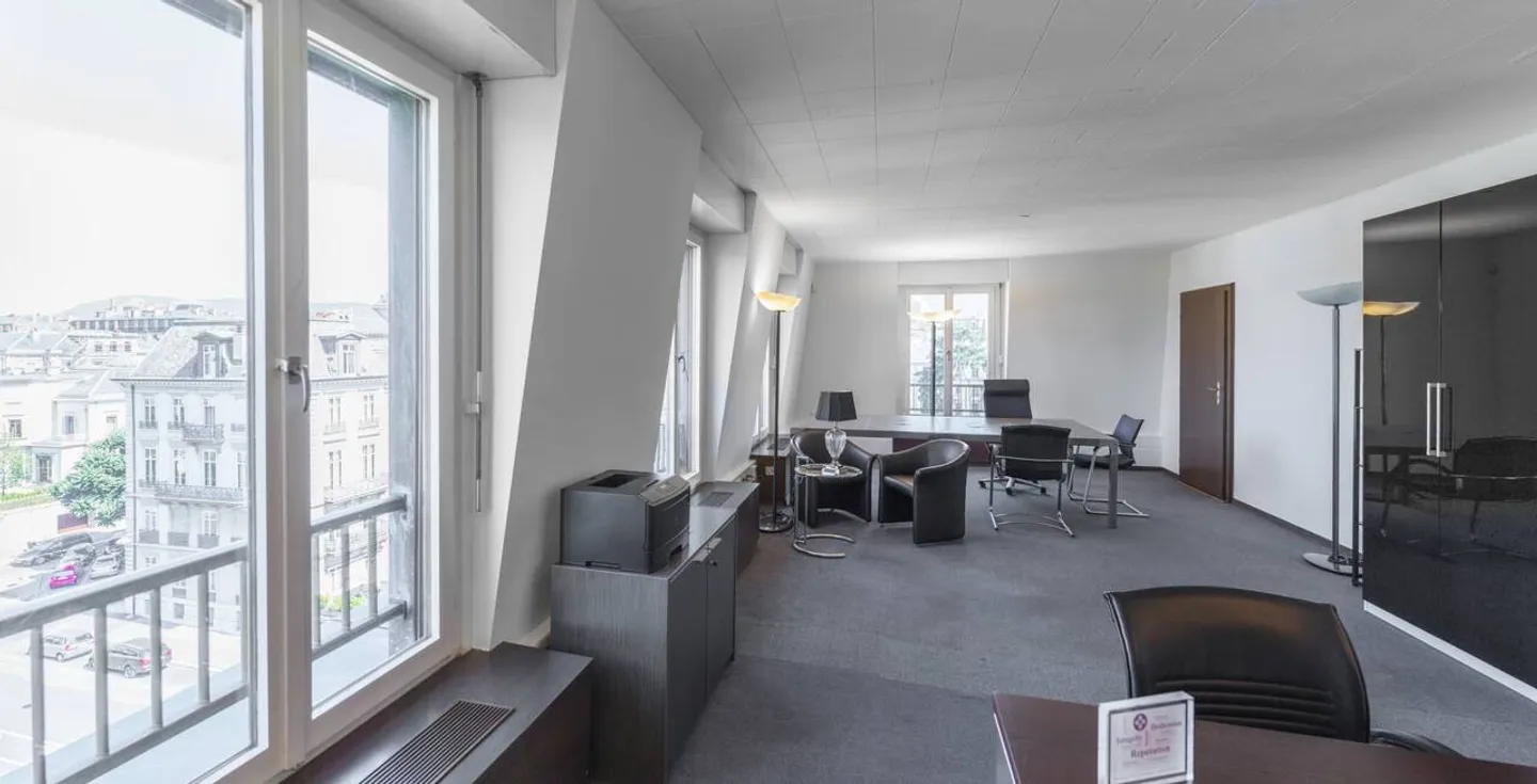 PRÄCHTIGE BÜROFLÄCHE IN EINEM PRESTIGETRÄCHTIGEN VIER - Foto 10 von 12