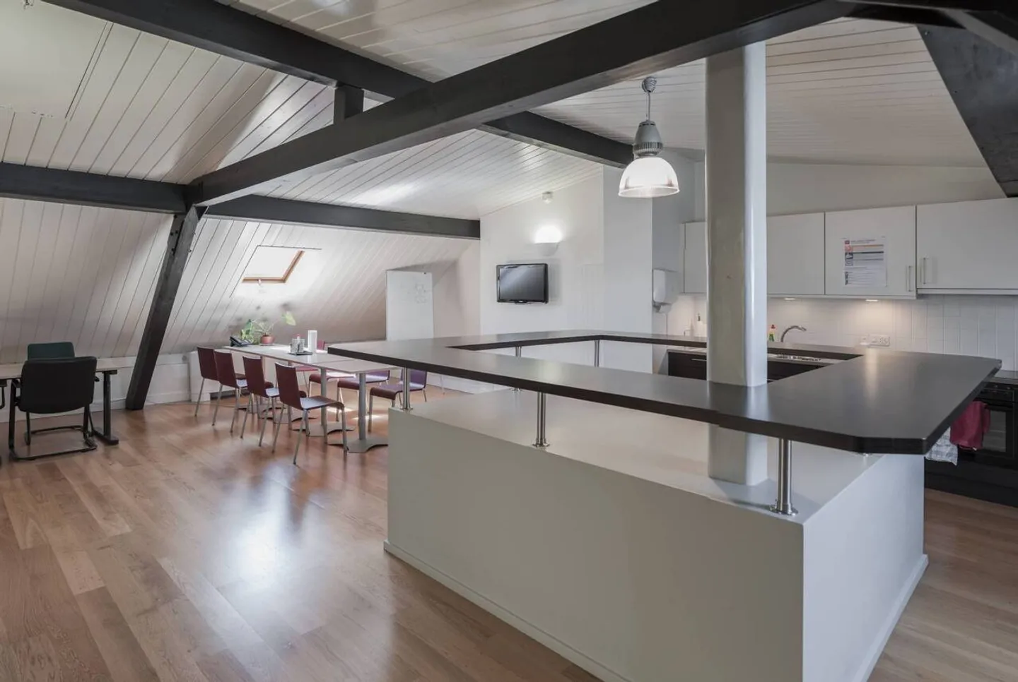 PRÄCHTIGE BÜROFLÄCHE IN EINEM PRESTIGETRÄCHTIGEN VIER - Foto 11 von 12