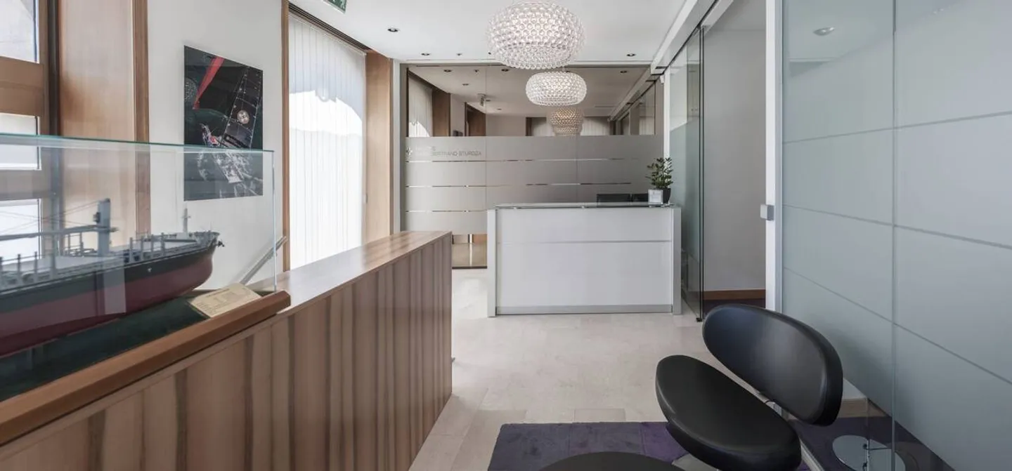 PRÄCHTIGE BÜROFLÄCHE IN EINEM PRESTIGETRÄCHTIGEN VIER - Foto 12 von 12