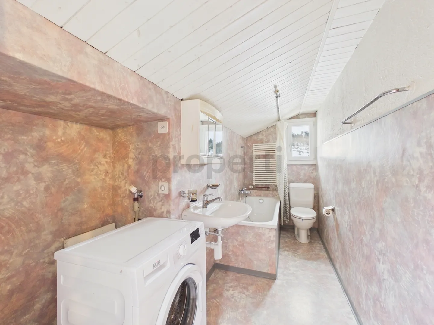 Ampia casa unifamiliare di 7,5 stanze con balcone, Grub - Foto 6 di 13