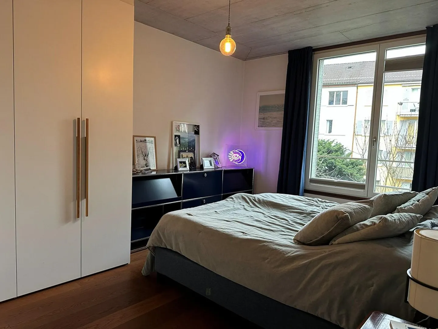 Stylish 3.5-Room Apartment in Zurich with Balcony and Garage Parking - Photo 15 of 23
