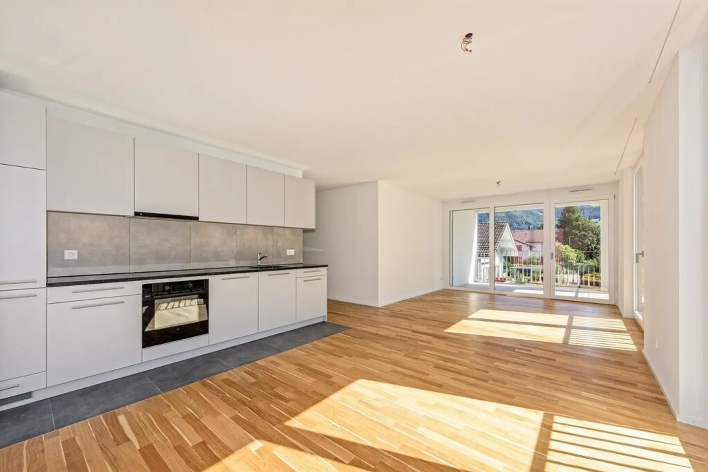 Charmante Wohnung in Altdorf - Foto 2 von 6