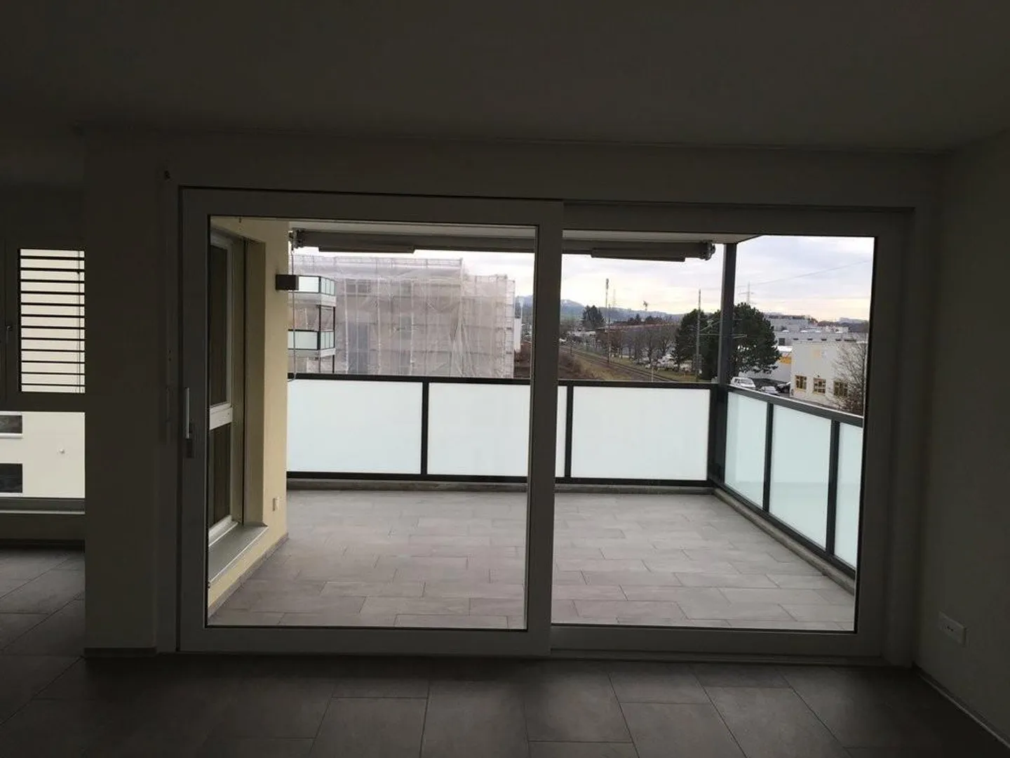 Vivere moderno nel tranquillo quartiere di Stiglimatt - Foto 4 di 12