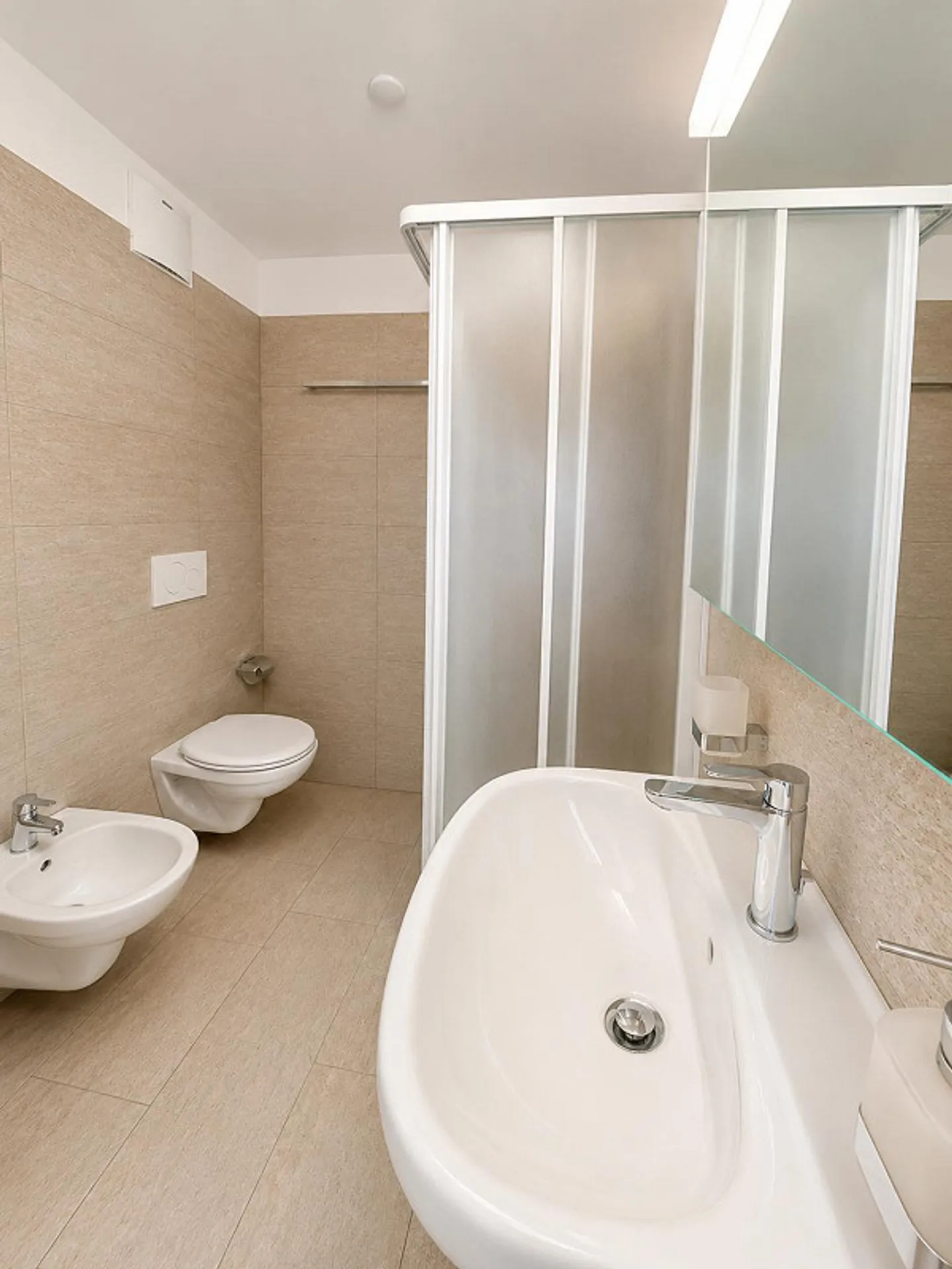 Appartamento elegante con patio privato - Foto 2 di 9