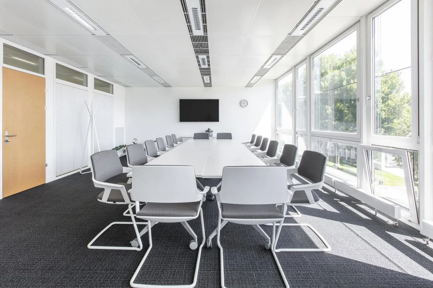 Ufficio privato per 10 in Regus Baarerstrasse - Foto 1 di 8