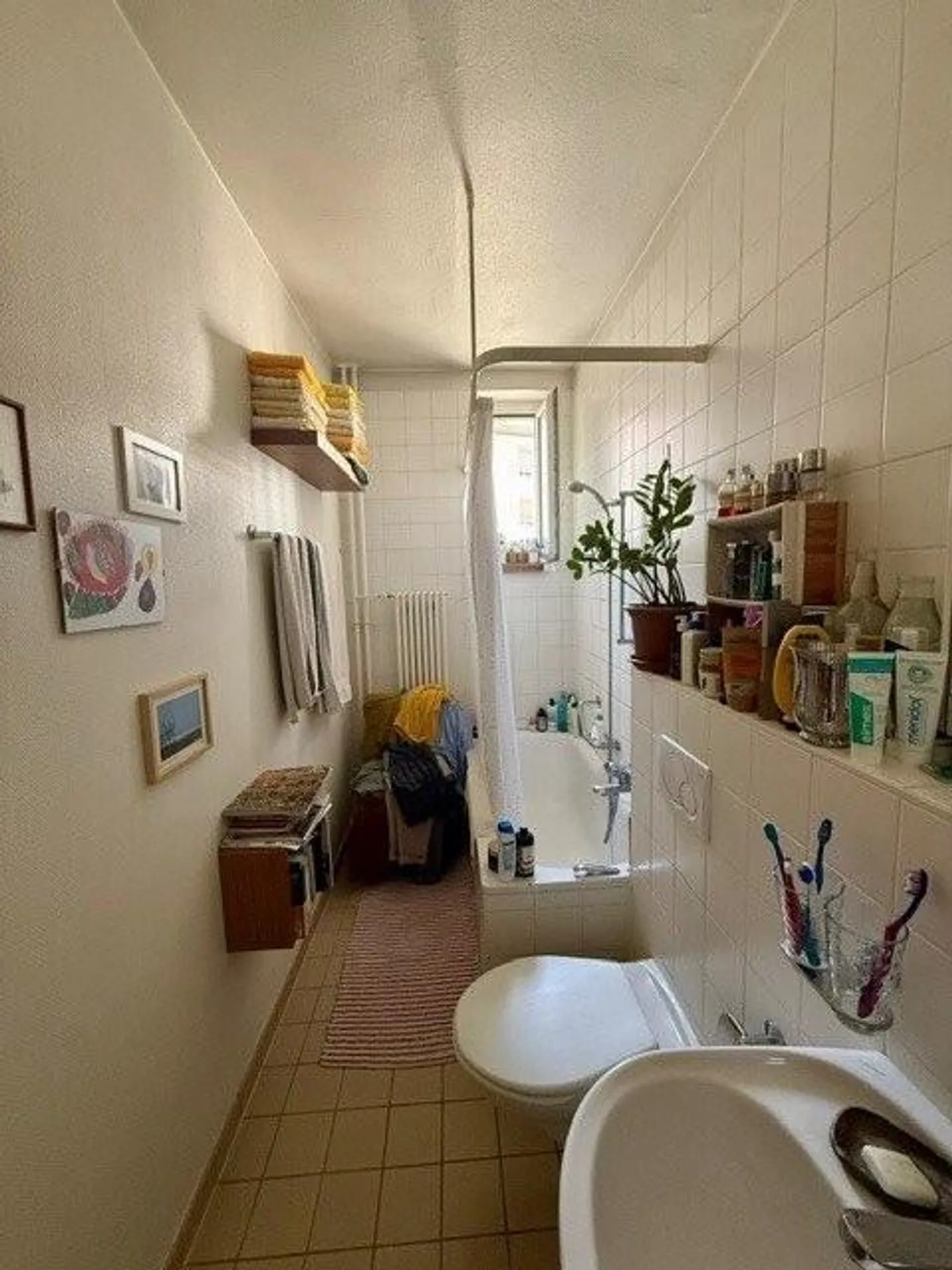 Charmant appartement 2 pièces - Photo 2 sur 5