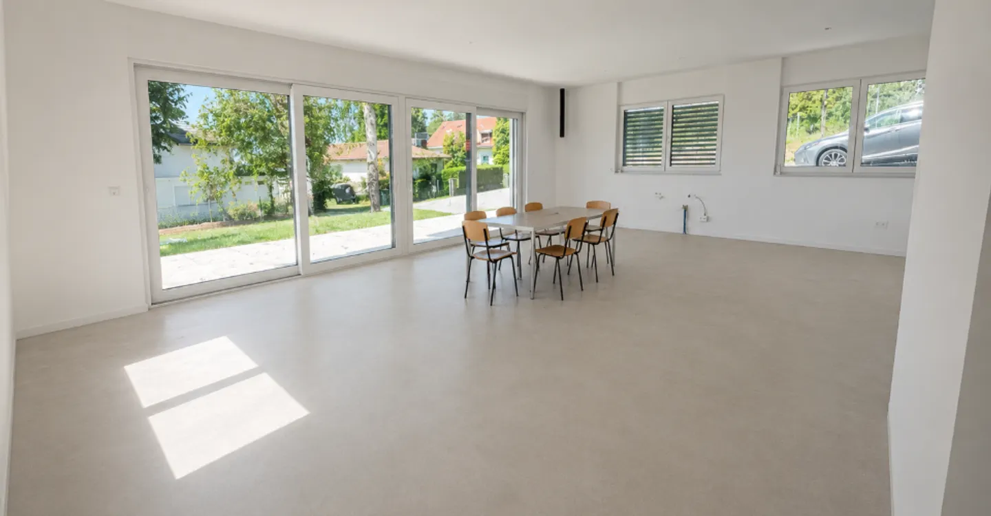 APPARTAMENTO 3.5 STANZE - Foto 1 di 10