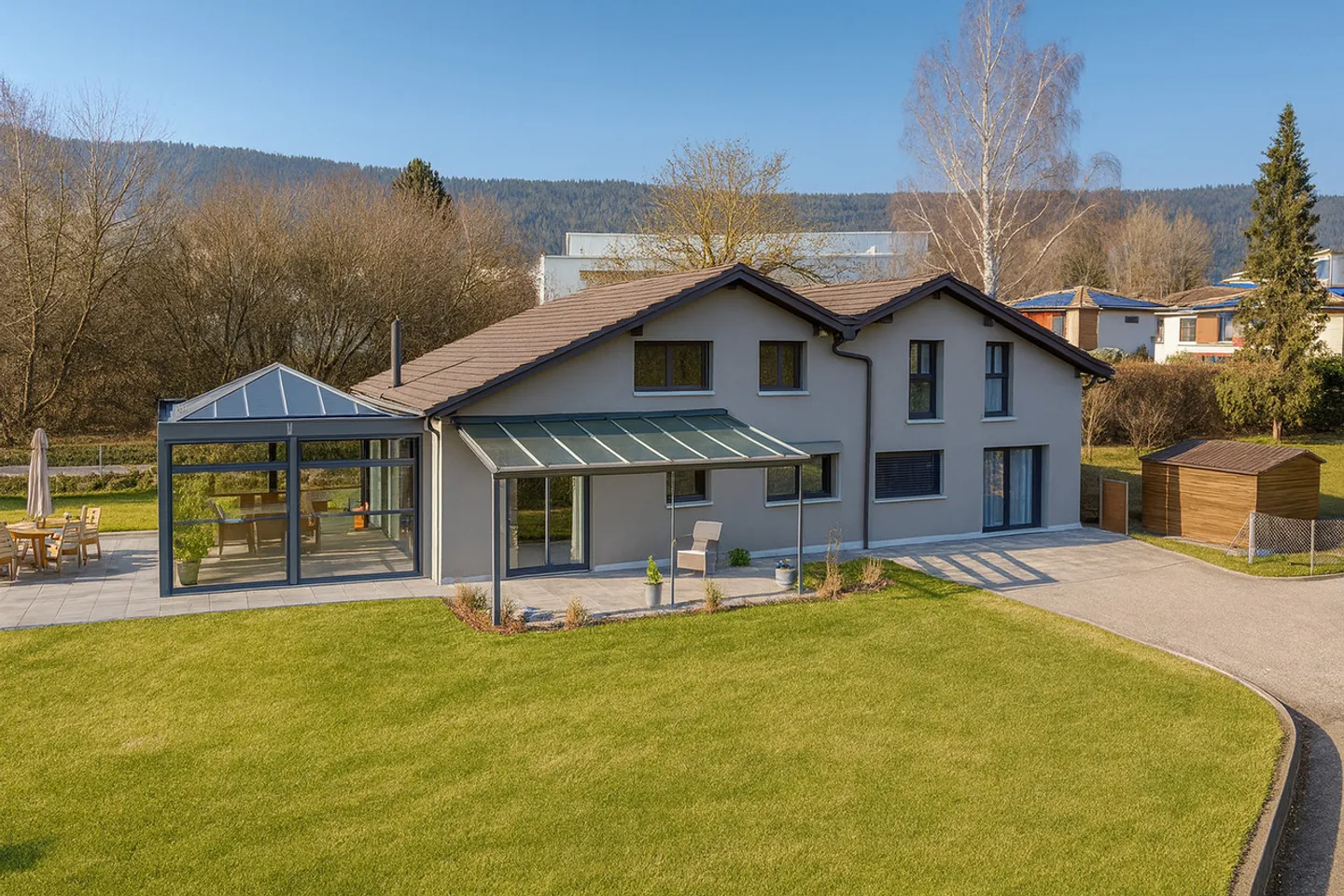 Large family property adaptable in a peaceful setting - Photo 13 of 13