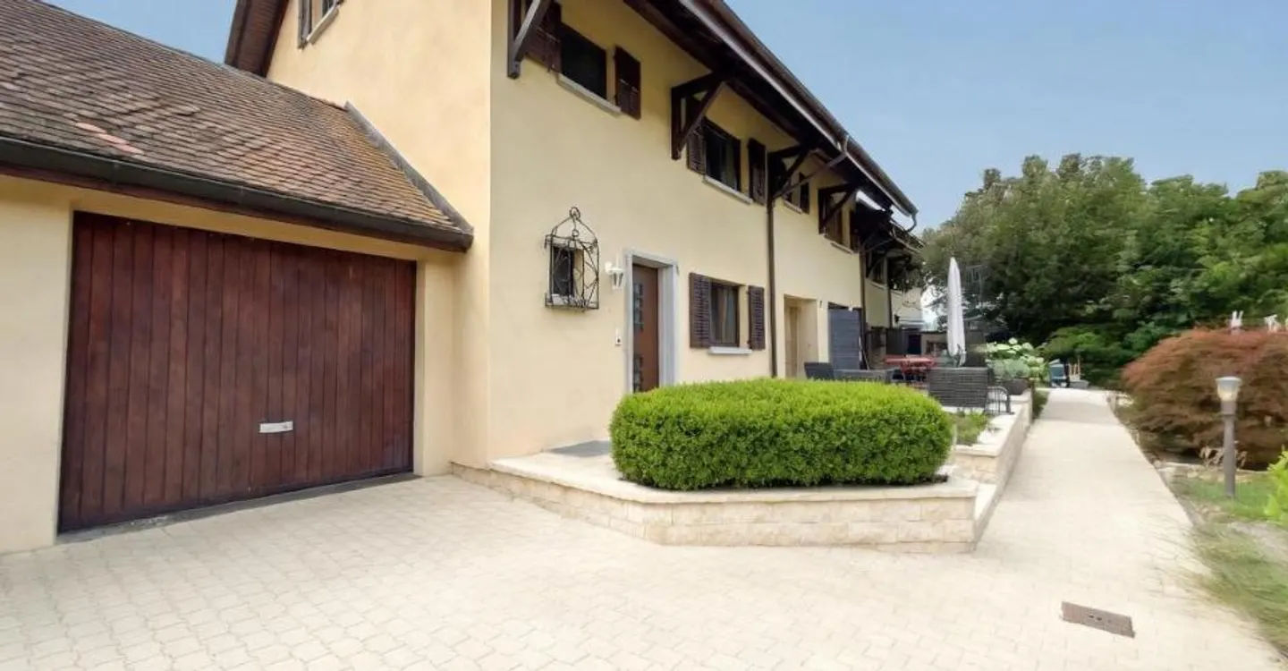 Casa a Chéserex - Nyon - Foto 2 di 6