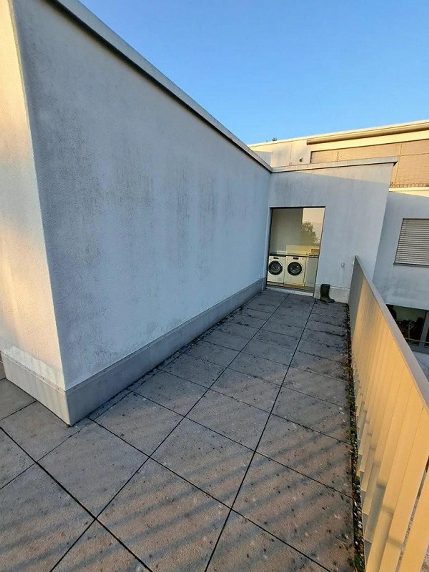 Exclusive living with mountain and lake views! - Photo 4 of 11