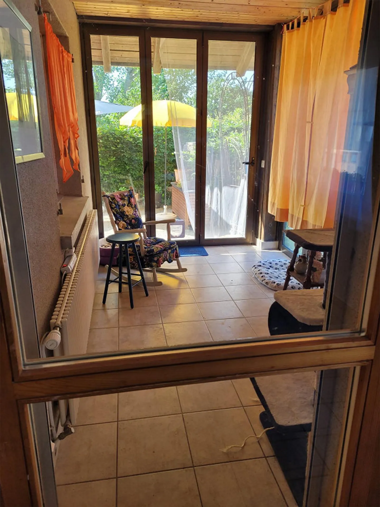 Incantevole casa unifamiliare con stalla e terreno pascolivo - Foto 5 di 7