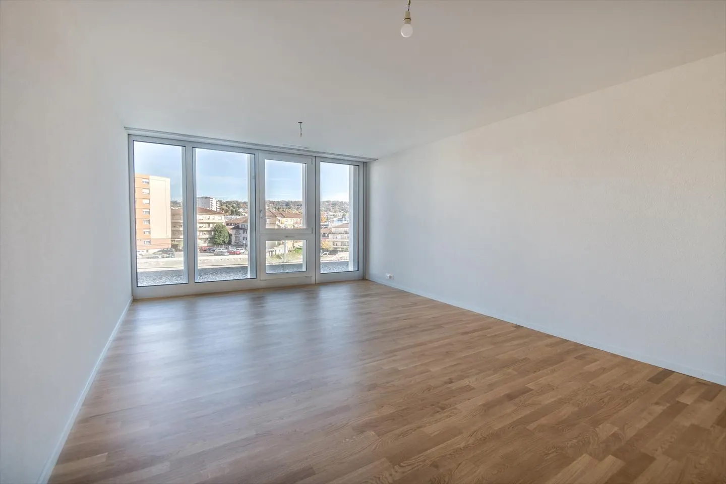 C304 - 2,5-Zimmer-Wohnung im 3. Stock - Foto 4 von 4