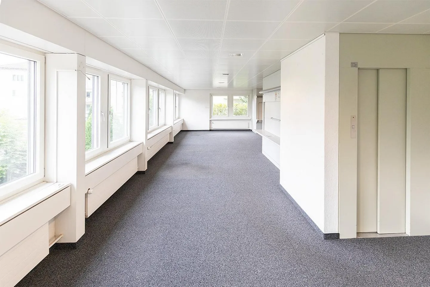 Modernes Büro in Glattbrugg - Foto 2 von 6