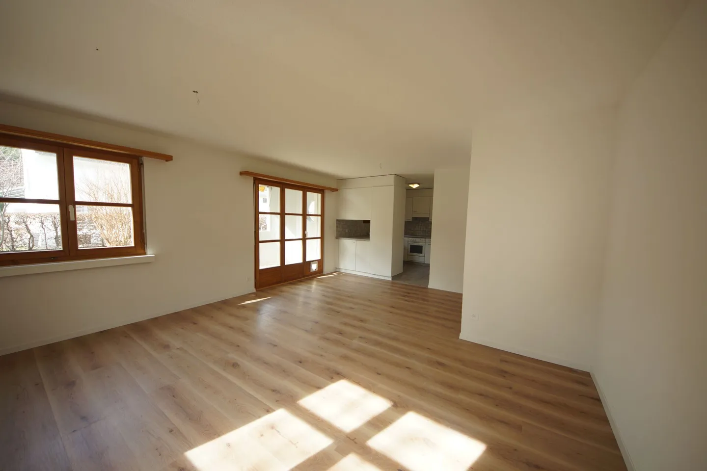 Appartamento 4.5 locali con area giardino - Foto 4 di 12