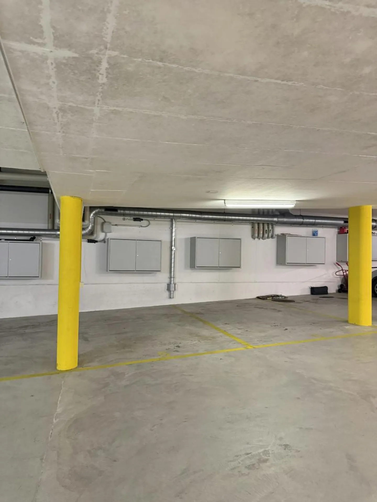 Tiefgaragenparkplatz in Schlieren - Foto 8 von 8