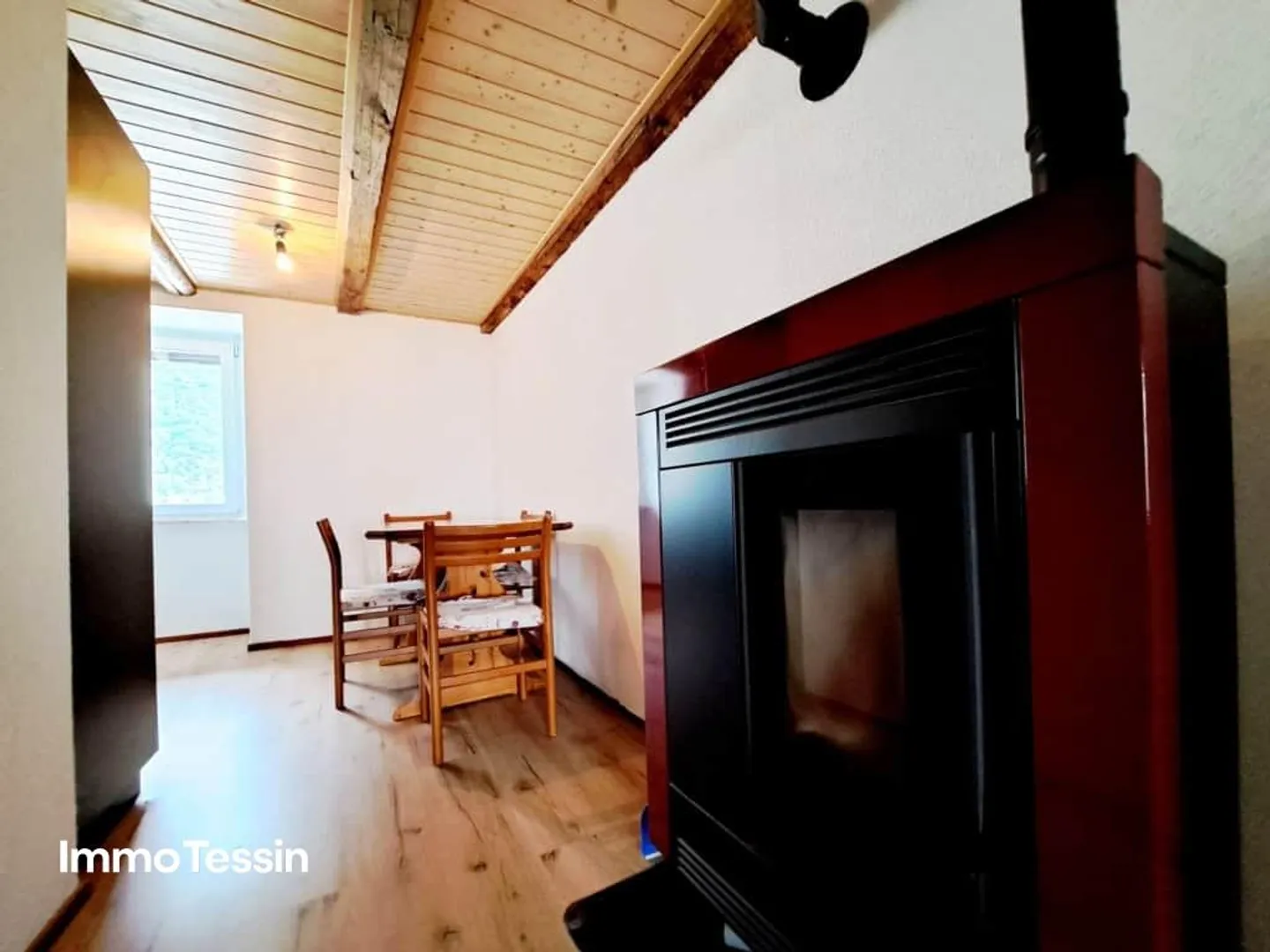 5.1% RETURN: Small multi-family house with 3 apartments nearby ... - Photo 13 of 13