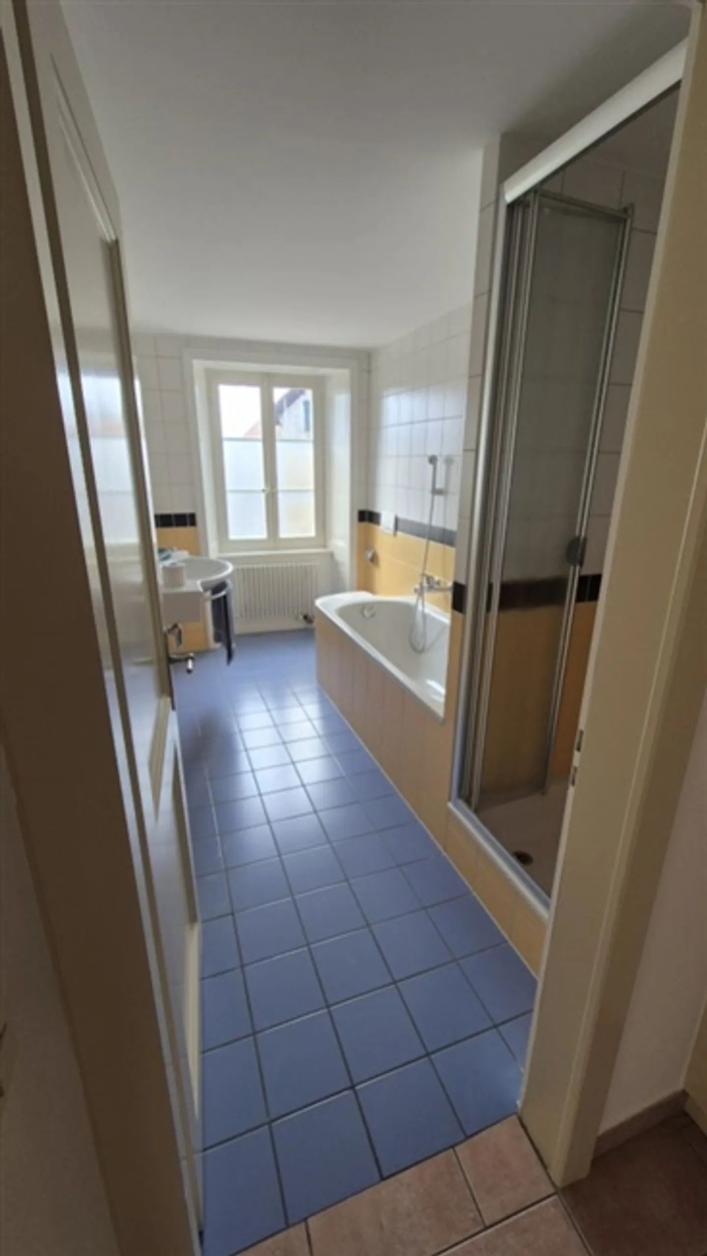 In affitto - Eccellente appartamento di 6 stanze a Châtel-St-Denis (FR) - Foto 8 di 13