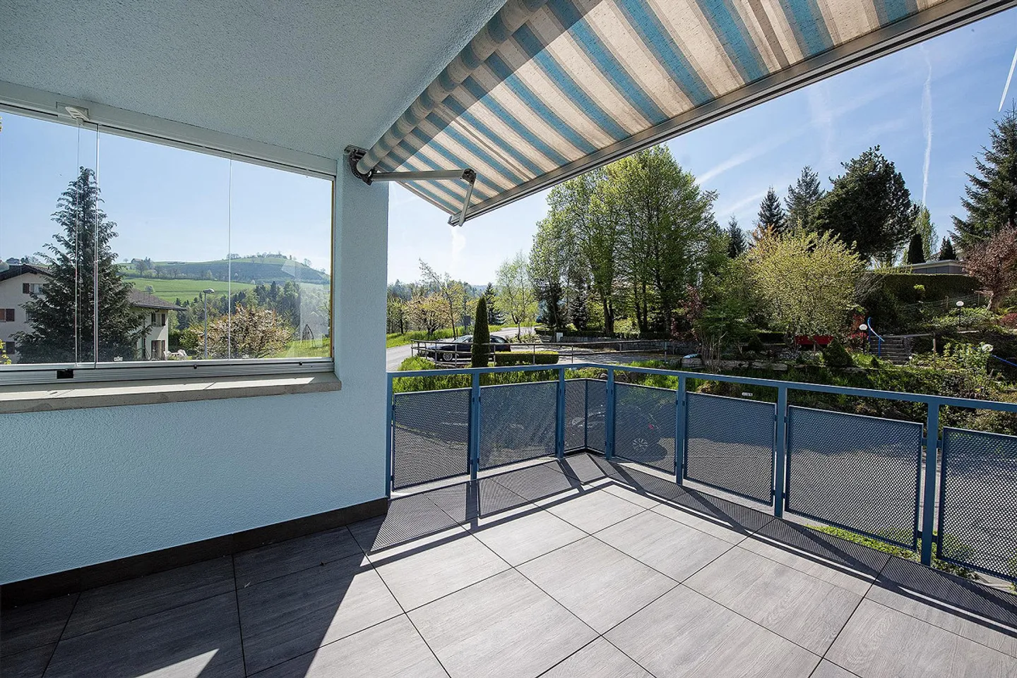 Appartement lumineux et rénové dans un emplacement calme et central - Photo 1 sur 8