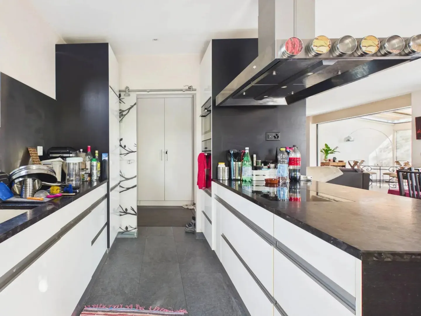 EXCLUSIVITY: High-end family villa in Corsier - Photo 9 of 12