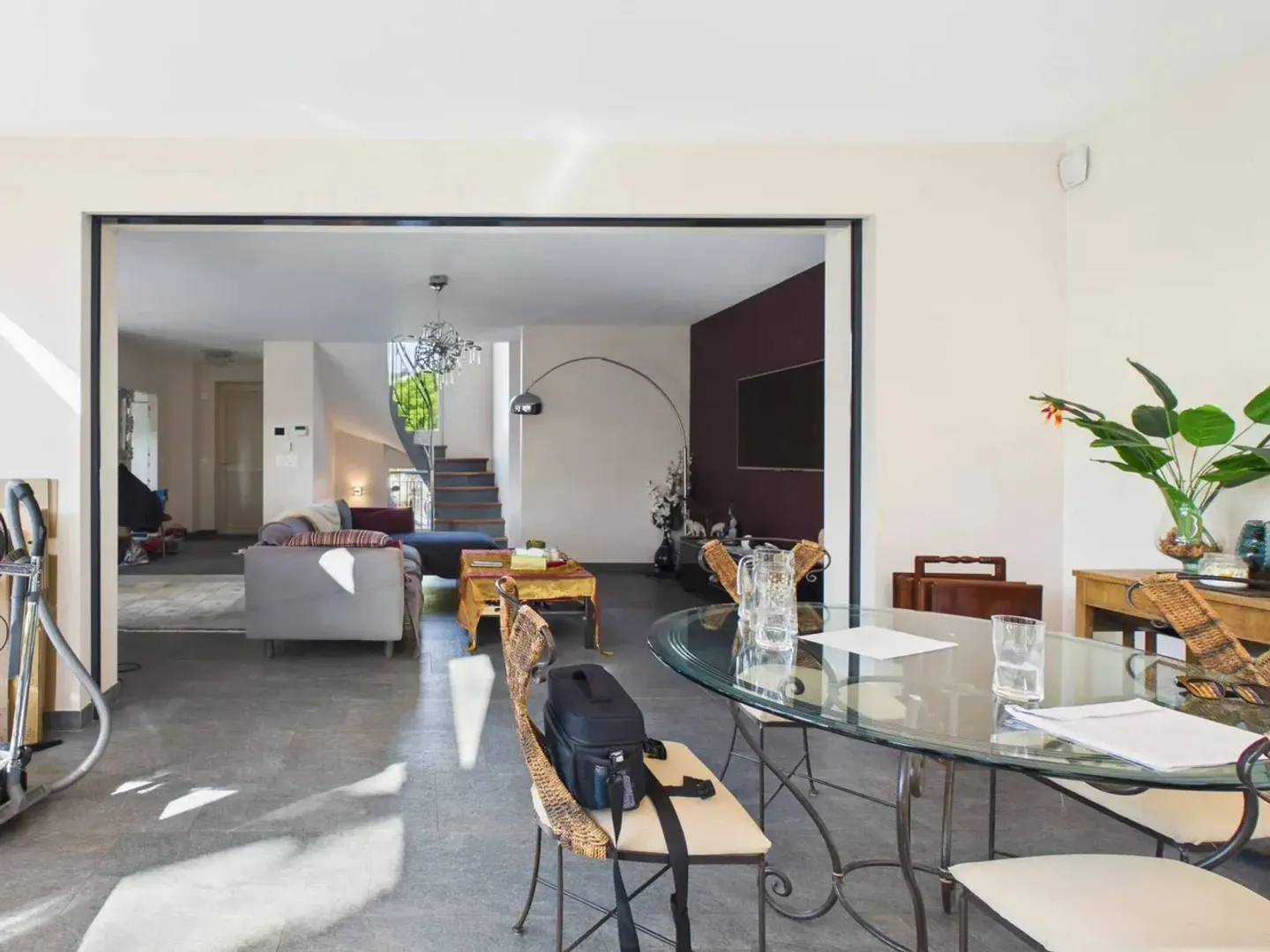 EXCLUSIVITY: High-end family villa in Corsier - Photo 4 of 12