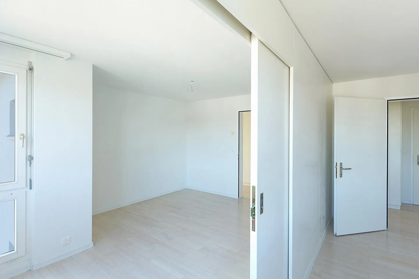 Appartement lumineux et rénové dans un emplacement calme et central - Photo 7 sur 8