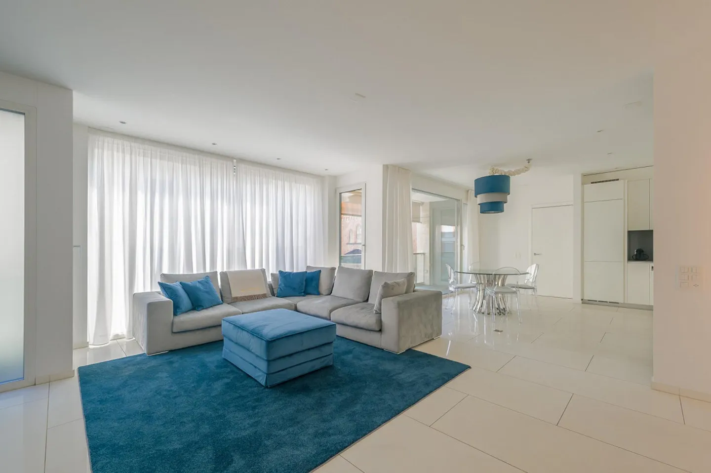 3.5 ROOMS IN LUGANO CENTER - Photo 3 of 9