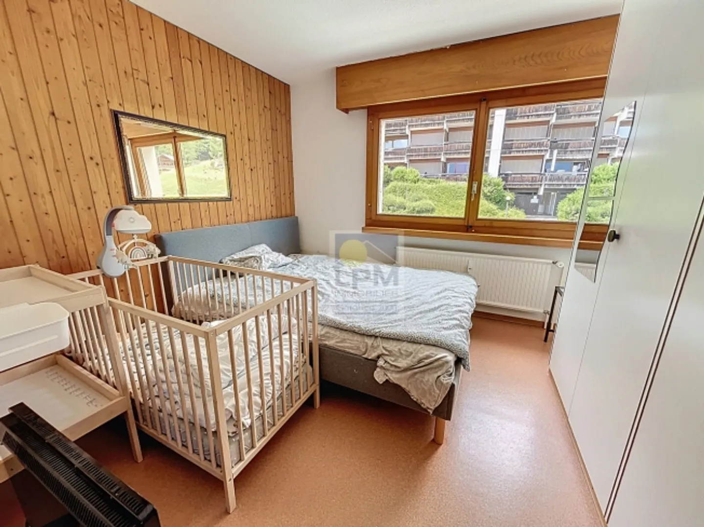 2,5-Zimmer-Wohnung im obersten Stock mit unverbautem Südblick - Foto 4 von 13
